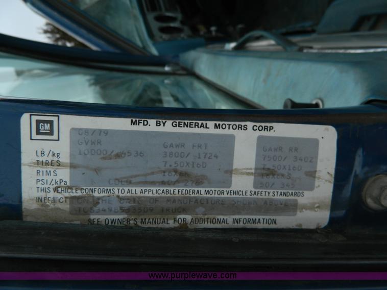 image for item W9123 1979 GMC Sierra 3500 Classic Camper Special pickup truck