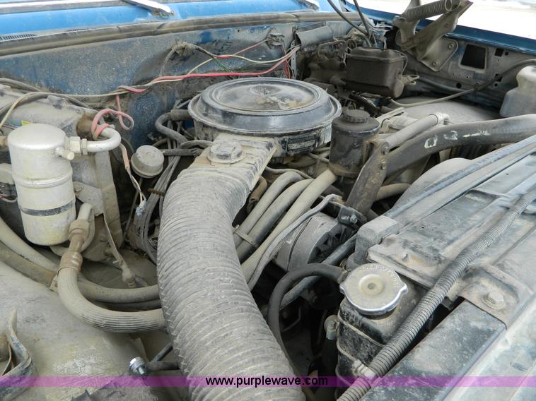 image for item W9123 1979 GMC Sierra 3500 Classic Camper Special pickup truck