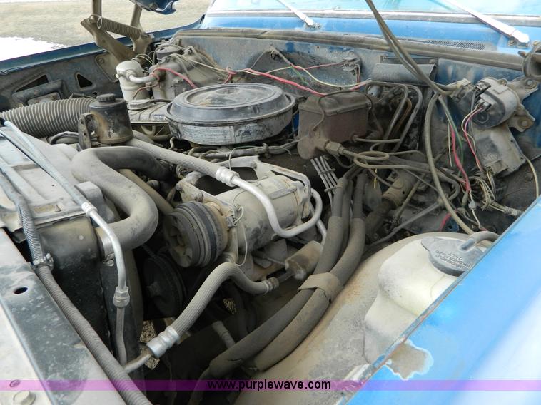 image for item W9123 1979 GMC Sierra 3500 Classic Camper Special pickup truck