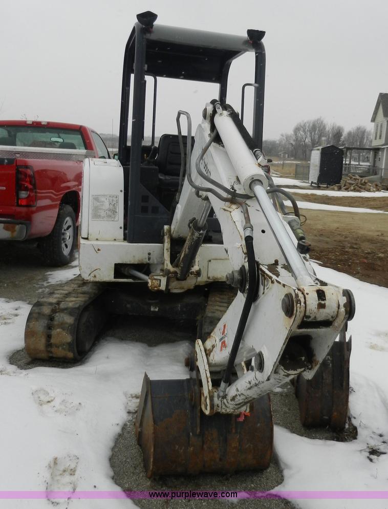 image for item A3929 Bobcat X325 compact excavator