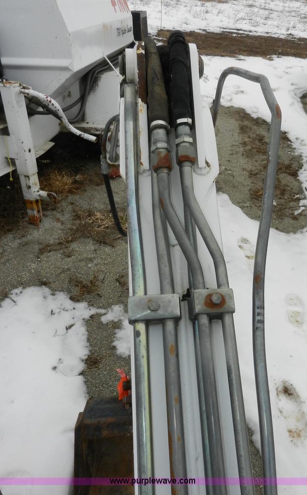 image for item A3929 Bobcat X325 compact excavator