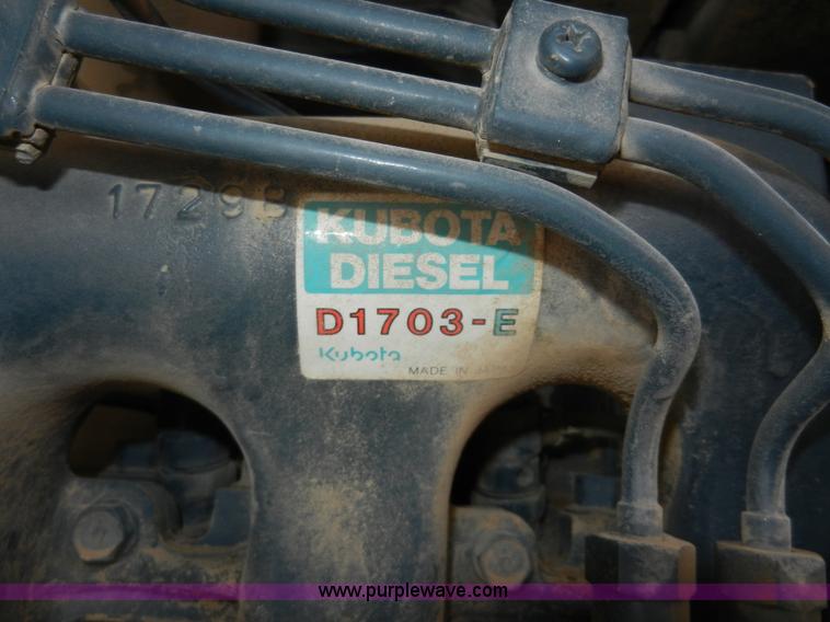 image for item A3929 Bobcat X325 compact excavator