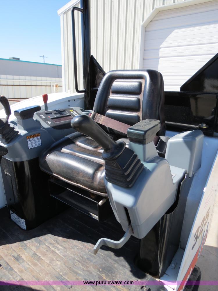 image for item B4657 2007 Bobcat 325 compact excavator