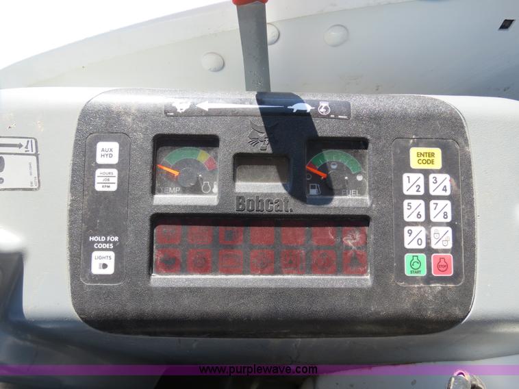 image for item B4657 2007 Bobcat 325 compact excavator