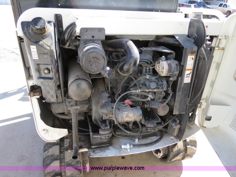 image for item B4657 2007 Bobcat 325 compact excavator