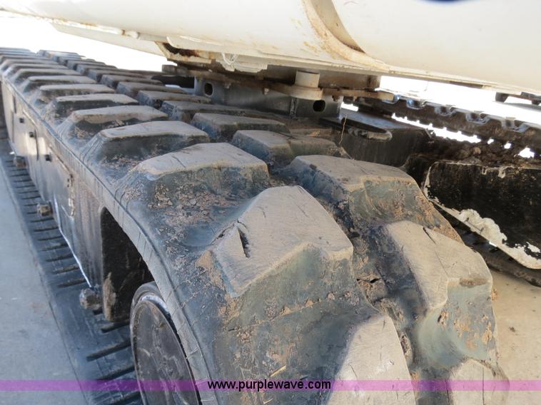 image for item B4657 2007 Bobcat 325 compact excavator