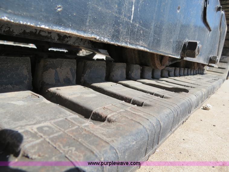 image for item B4657 2007 Bobcat 325 compact excavator