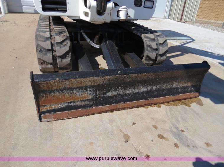 image for item B4657 2007 Bobcat 325 compact excavator