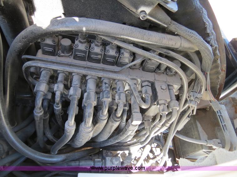 image for item B4657 2007 Bobcat 325 compact excavator