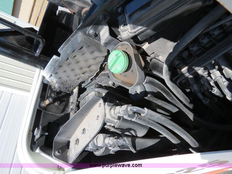 image for item B4657 2007 Bobcat 325 compact excavator