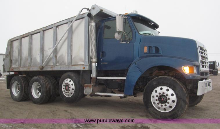 image for item B5408 2001 Sterling LT8500 triple axle dump truck