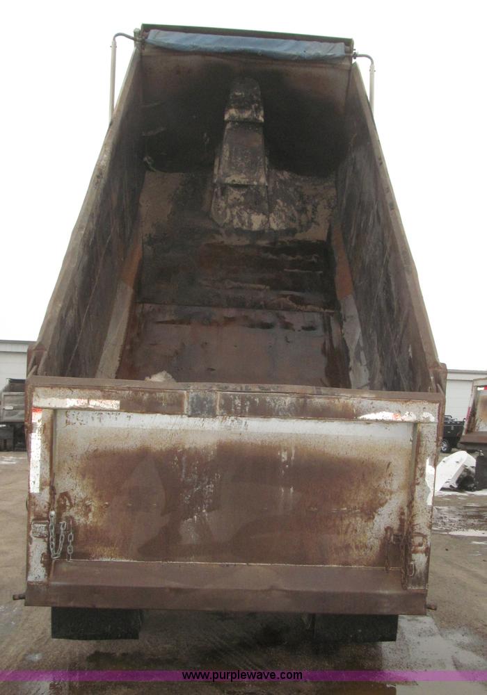 image for item B5408 2001 Sterling LT8500 triple axle dump truck