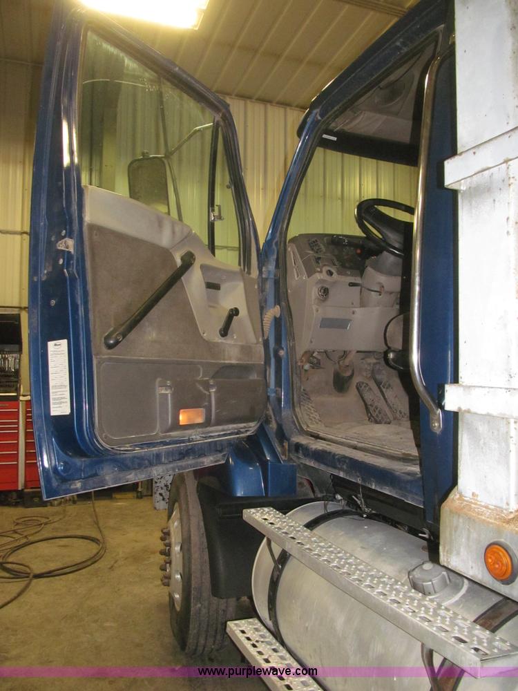 image for item B5408 2001 Sterling LT8500 triple axle dump truck