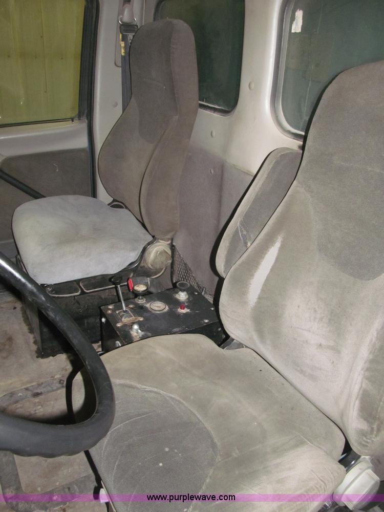 image for item B5408 2001 Sterling LT8500 triple axle dump truck