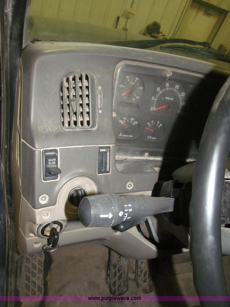 image for item B5408 2001 Sterling LT8500 triple axle dump truck