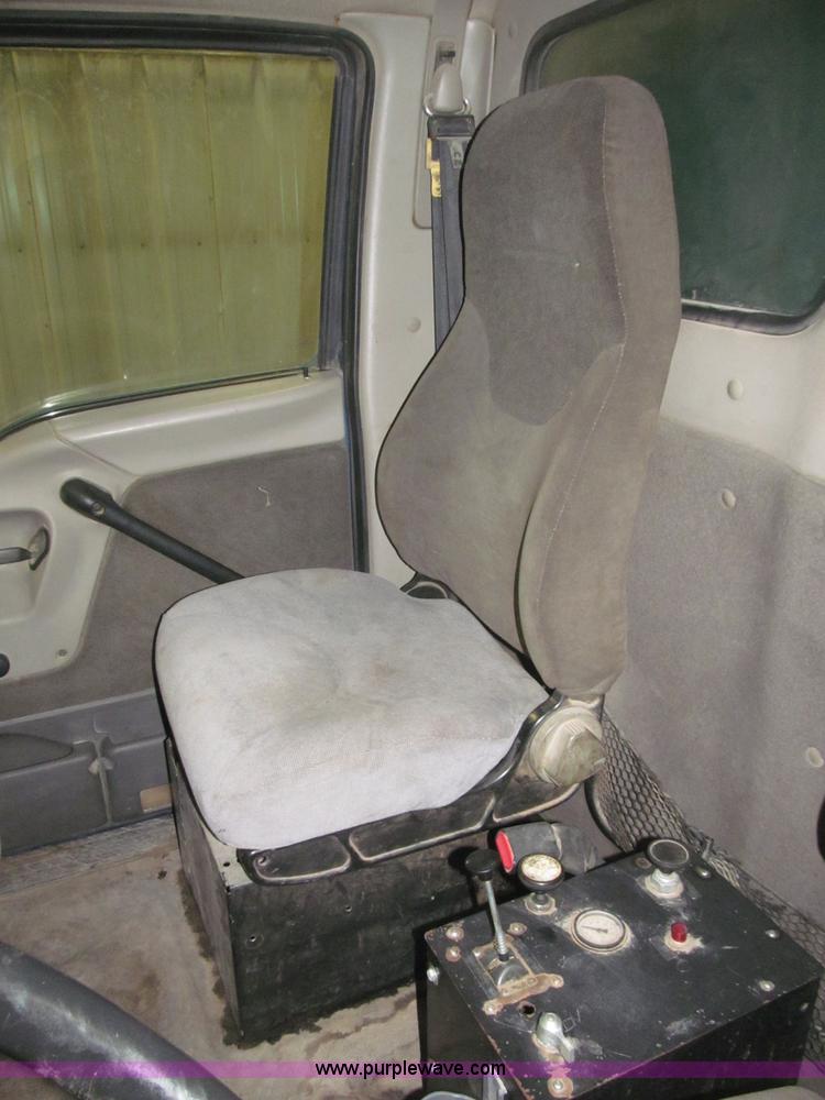 image for item B5408 2001 Sterling LT8500 triple axle dump truck