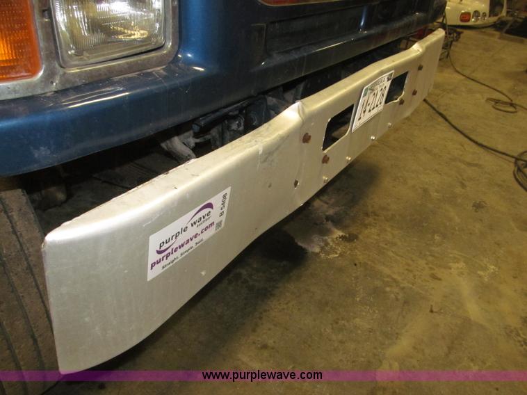 image for item B5408 2001 Sterling LT8500 triple axle dump truck