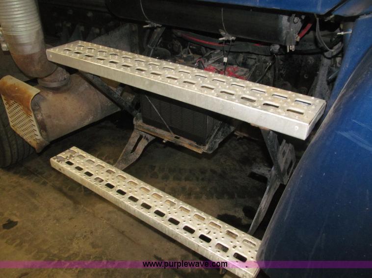 image for item B5408 2001 Sterling LT8500 triple axle dump truck