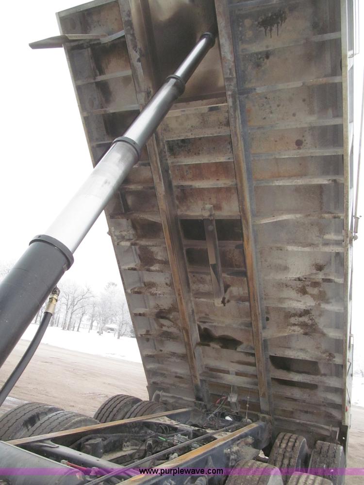 image for item B5408 2001 Sterling LT8500 triple axle dump truck