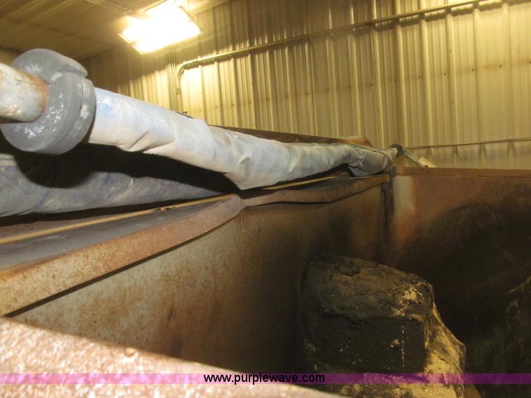 image for item B5408 2001 Sterling LT8500 triple axle dump truck