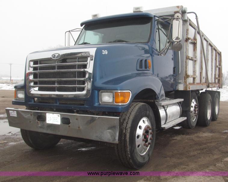 image for item B5409 2001 Sterling LT8500 triple axle dump truck