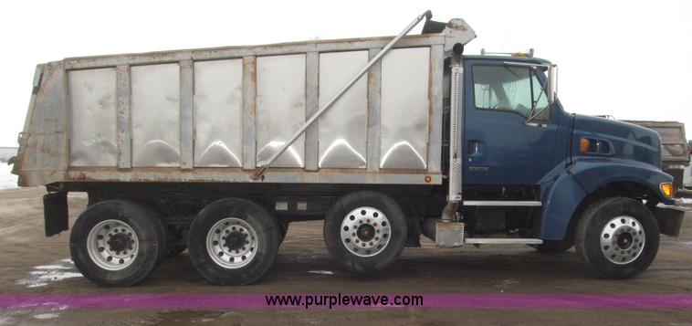 image for item B5409 2001 Sterling LT8500 triple axle dump truck