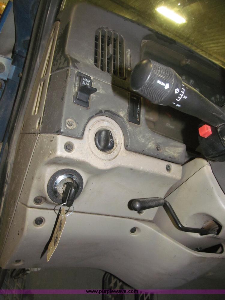 image for item B5409 2001 Sterling LT8500 triple axle dump truck