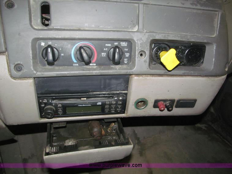 image for item B5409 2001 Sterling LT8500 triple axle dump truck