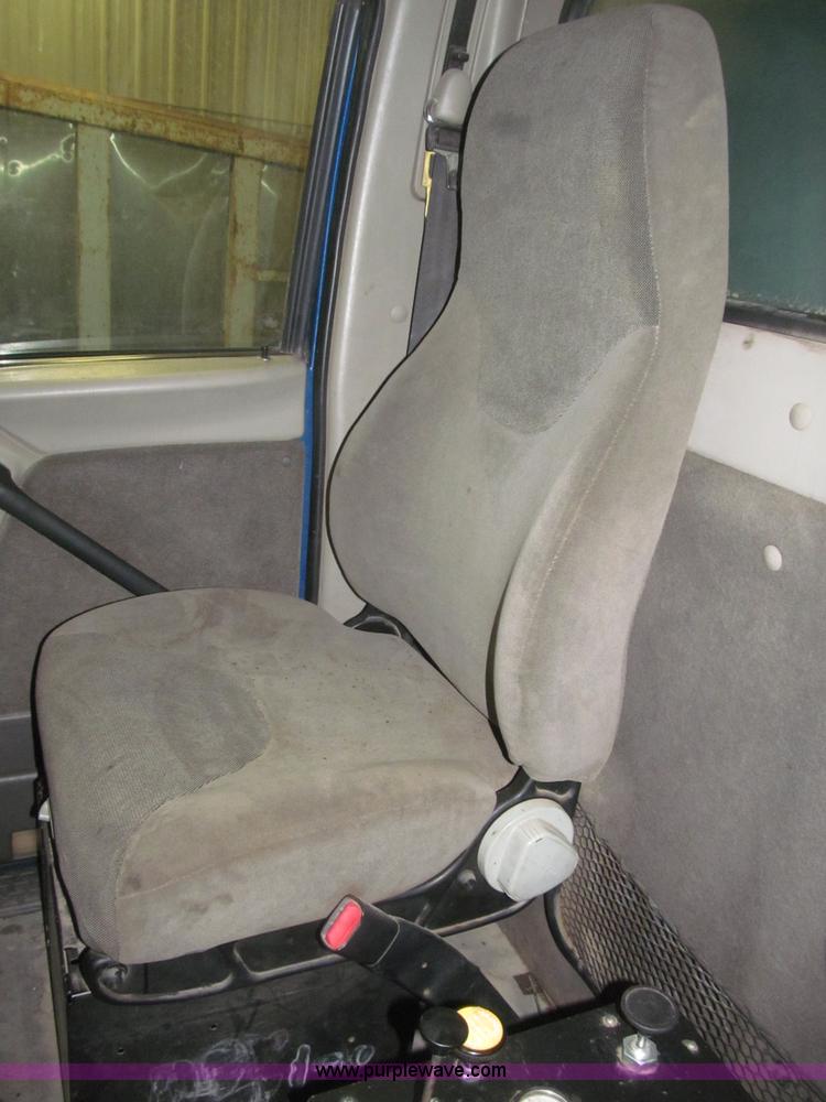 image for item B5409 2001 Sterling LT8500 triple axle dump truck