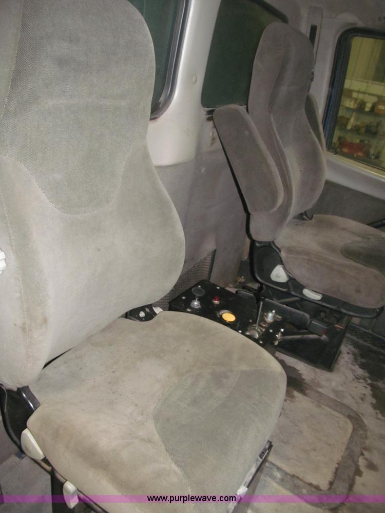 image for item B5409 2001 Sterling LT8500 triple axle dump truck