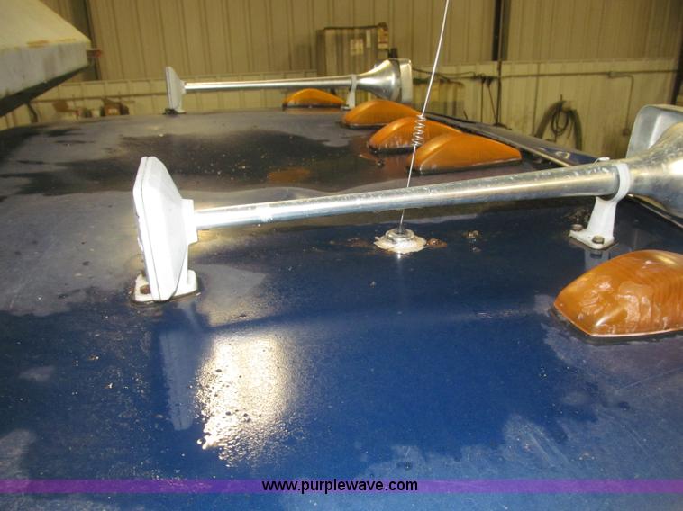 image for item B5409 2001 Sterling LT8500 triple axle dump truck