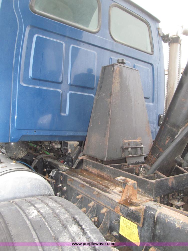 image for item B5409 2001 Sterling LT8500 triple axle dump truck