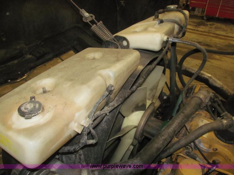 image for item B5409 2001 Sterling LT8500 triple axle dump truck