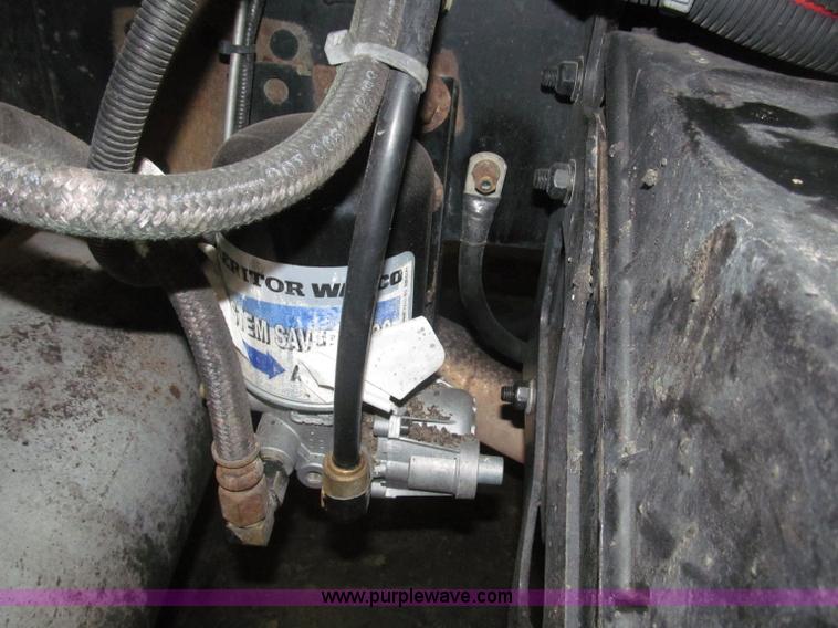 image for item B5409 2001 Sterling LT8500 triple axle dump truck