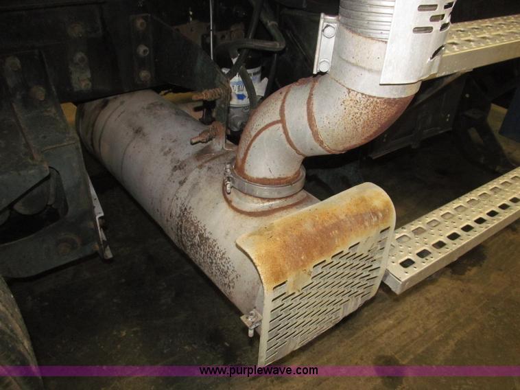 image for item B5409 2001 Sterling LT8500 triple axle dump truck