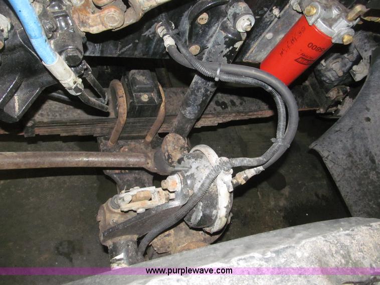 image for item B5409 2001 Sterling LT8500 triple axle dump truck