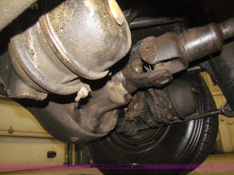 image for item B5409 2001 Sterling LT8500 triple axle dump truck