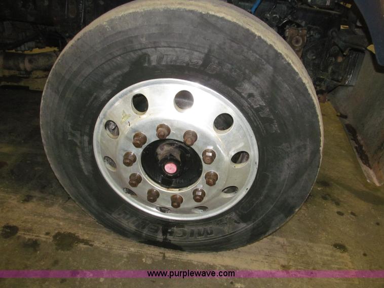 image for item B5409 2001 Sterling LT8500 triple axle dump truck