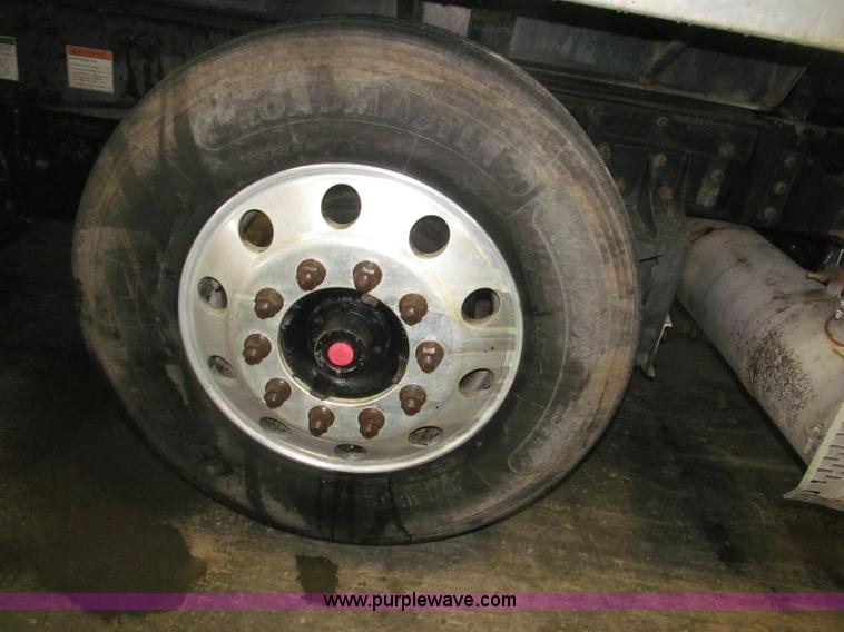 image for item B5409 2001 Sterling LT8500 triple axle dump truck