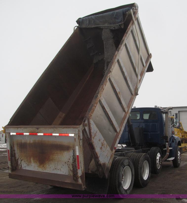 image for item B5410 2001 Sterling LT8500 triple axle dump truck