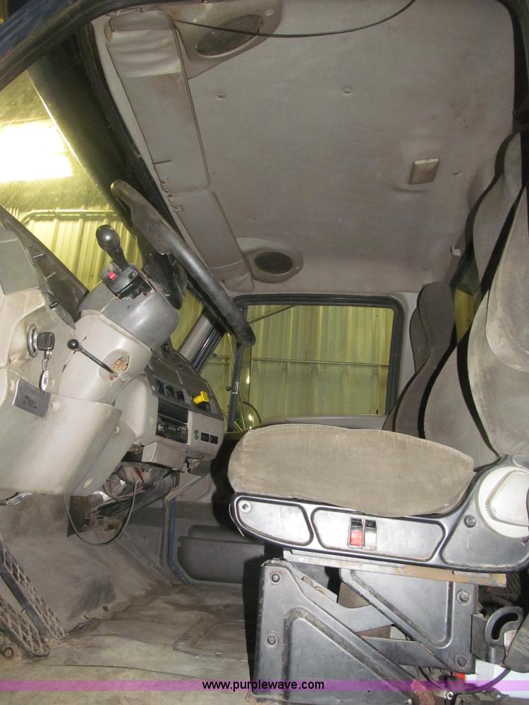 image for item B5410 2001 Sterling LT8500 triple axle dump truck