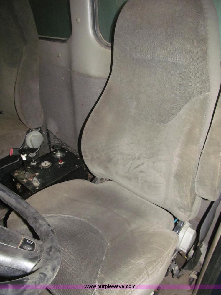 image for item B5410 2001 Sterling LT8500 triple axle dump truck