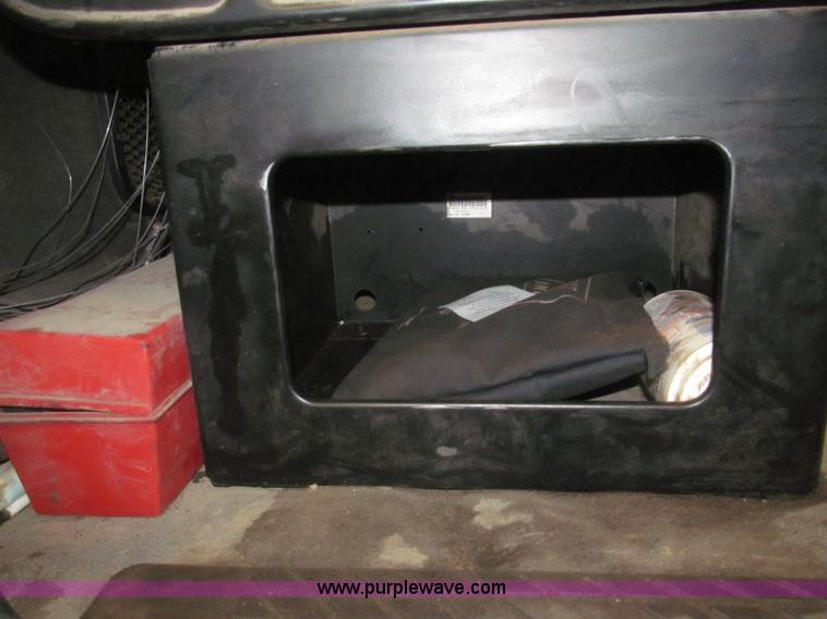 image for item B5410 2001 Sterling LT8500 triple axle dump truck