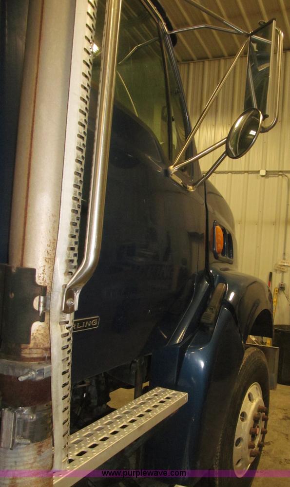 image for item B5410 2001 Sterling LT8500 triple axle dump truck