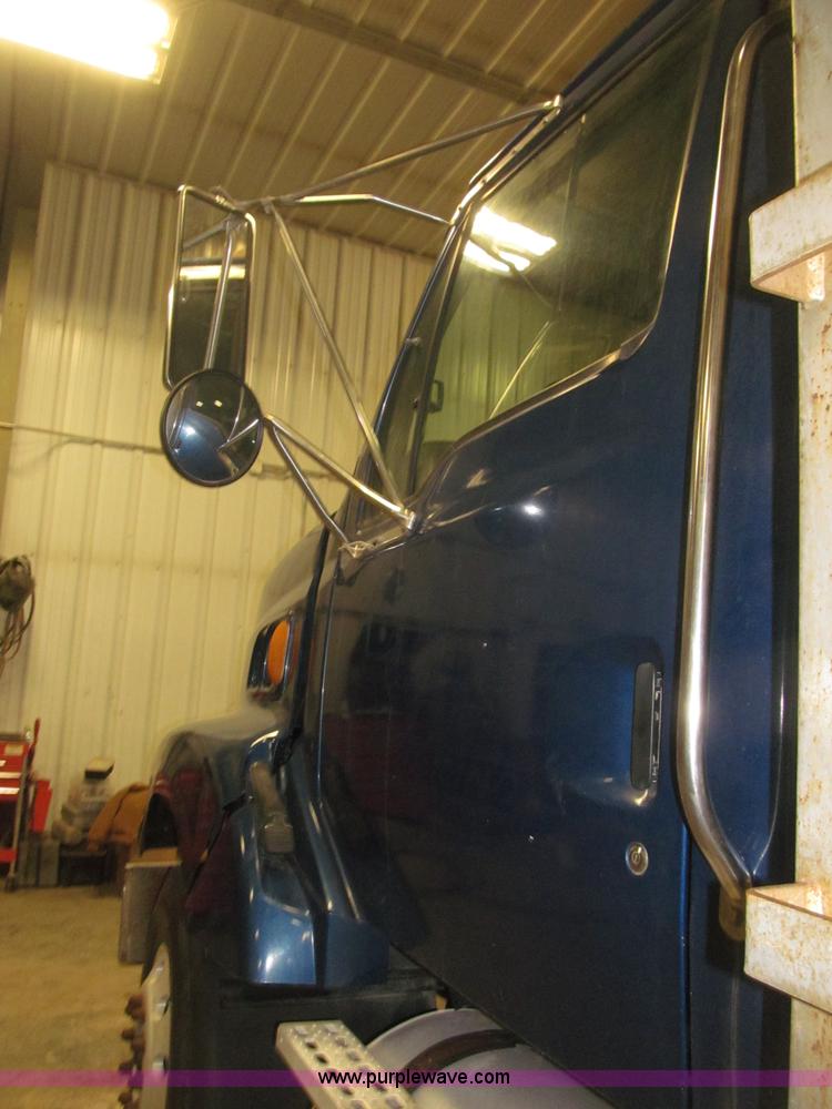 image for item B5410 2001 Sterling LT8500 triple axle dump truck