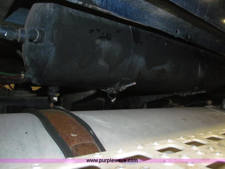 image for item B5410 2001 Sterling LT8500 triple axle dump truck