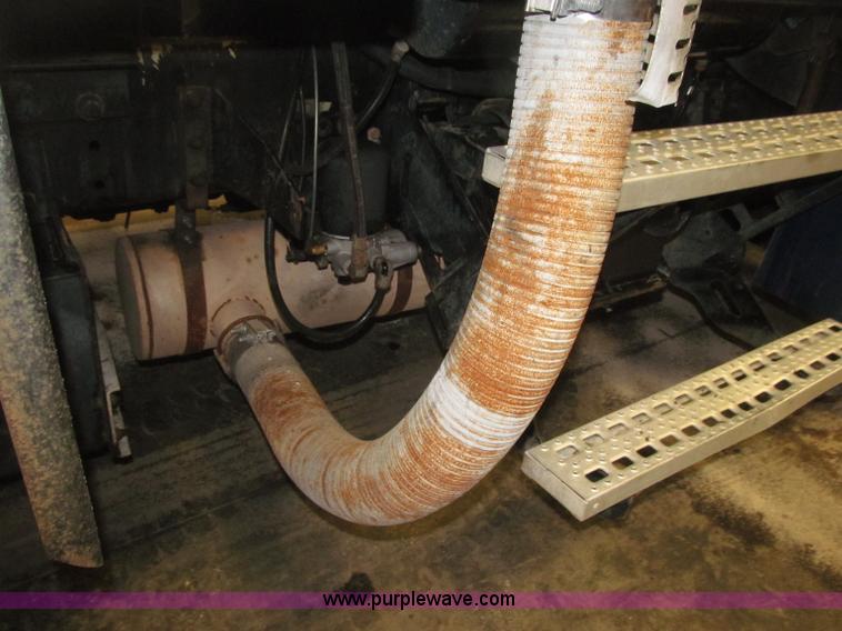 image for item B5410 2001 Sterling LT8500 triple axle dump truck