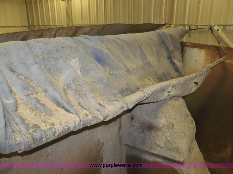 image for item B5410 2001 Sterling LT8500 triple axle dump truck