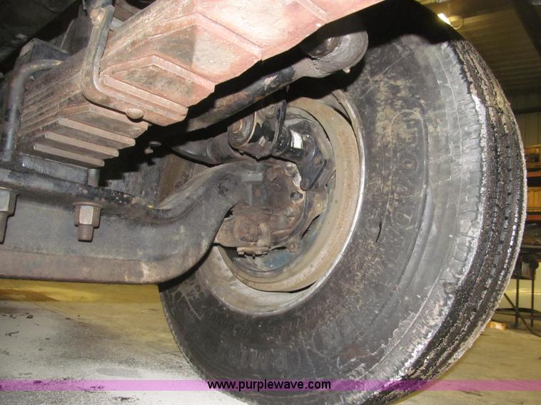 image for item B5410 2001 Sterling LT8500 triple axle dump truck