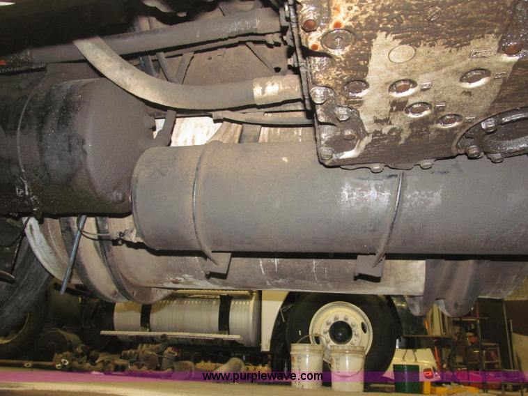 image for item B5410 2001 Sterling LT8500 triple axle dump truck